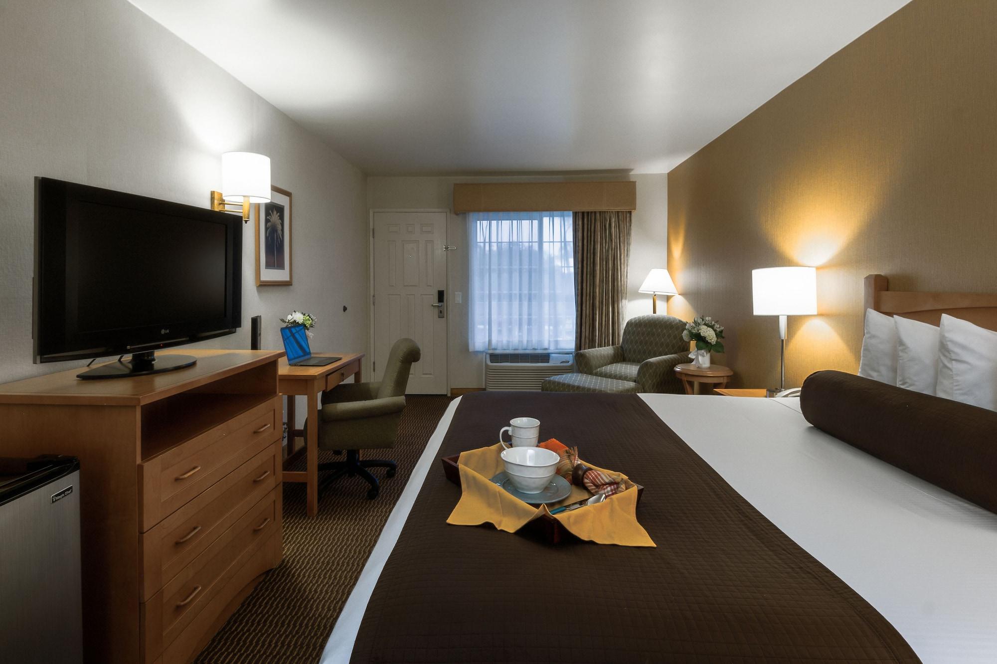 Ramada By Wyndham Costa Mesa/Newport Beach Esterno foto